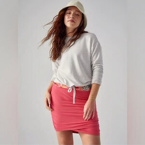 Athleta transcend skort coral pedal size small